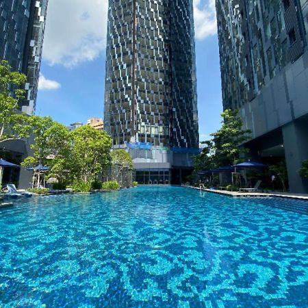 Star Holiday Sky Pool Klcc クアラルンプール エクステリア 写真