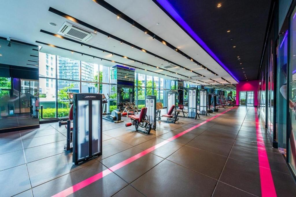 Star Holiday Sky Pool Klcc クアラルンプール エクステリア 写真