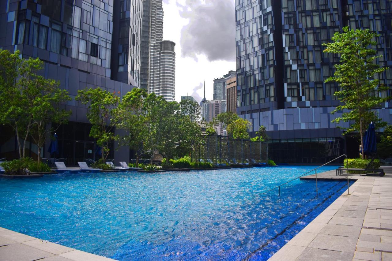 Star Holiday Sky Pool Klcc クアラルンプール エクステリア 写真