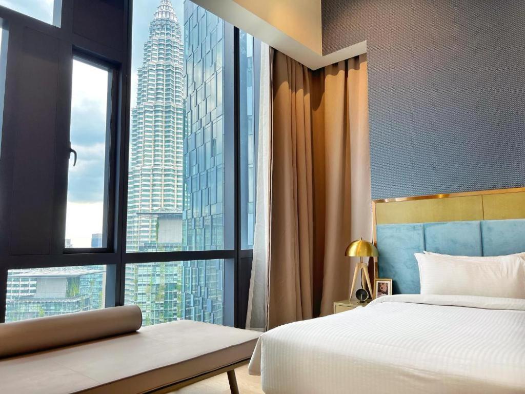 Star Holiday Sky Pool Klcc クアラルンプール エクステリア 写真